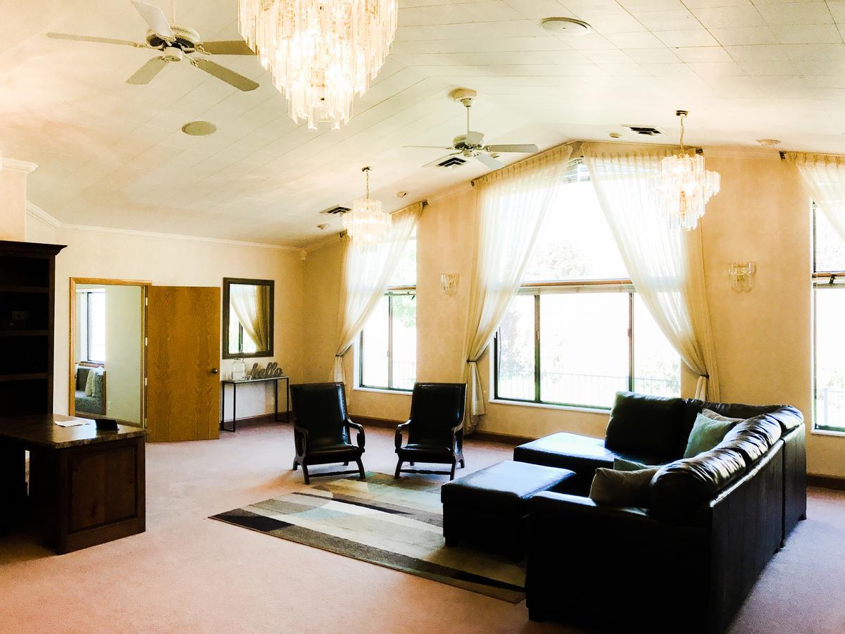 Zion Suites Of Hildale Экстерьер фото